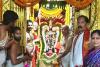 భగవంతుడిని నిస్వార్థంగా ప్రార్థించాలి