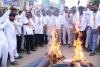 తాత మధు, కేటీఆర్ దిష్టిబొమ్మల దహనం