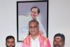 మాజీ మంత్రి హరీష్ రావును మర్యాదపూర్వకంగా కలిసిన టీ ఎంఆర్పిఎస్  నేత కంద పెద్ద నర్సింహ