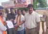 లింగన్నపేట వాగుపై బస్సులు నడిచేలా మట్టి రోడ్డు ఏర్పాటు చేయాలి