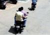  ఆ వైపు వెళ్లాలంటే భయపడుతున్న ద్విచక్ర వాహనదారులు.