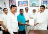 ఎమ్మెల్యే మాధవరం కృష్ణ రావు రావు చేతుల మీదుగా సీఎం రిలీఫ్ ఫండ్ అందజేత