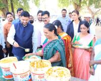 సజావుగా ఎన్నికల నిర్వహణ చేపట్టాలి : కలెక్టర్ రిజ్వాన్ బాషా షేక్ 