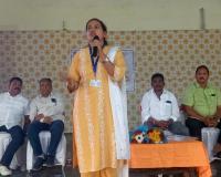 బంగారo వ్యాపారస్తులు తప్పనిసరిగా లైసెన్స్‌ తీసుకోవాలి.