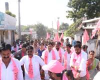  ఇంటింటా ప్రచారాన్నినిర్వహించిన...  మిర్యాలగూడ మాజీ ఎమ్మెల్యే నల్లమోతు భాస్కర్ రావు