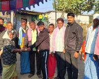 సత్తన్న కుటుంబానికి ఆర్థిక సహాయం