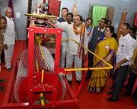 నేతన్నలకు రుణమాఫీ నిధులు విడుదల