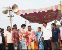 క్రీడలతోనే శారీరకంగా మానసికంగా ఉల్లాసం కలుగుతుంది. 