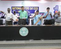 ప్రజాస్వామ్యంలో ఓటు హక్కు వజ్రాయుధం  : కలెక్టర్ ప్రతీక్ జైన్ 