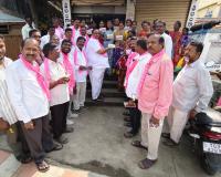 స్వలాభం కోసమే హుస్నాబాదును కరీంనగర్లో కలిపేందుకు మంత్రి పొన్నం కుట్రలు 