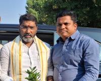 ఏఐసిసి కార్యదర్శి సంపత్ కుమార్ ని కలిసిన   నూతన సిఐ.వి. ప్రదీప్ కుమార్