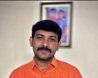 మాజీ ఎమ్మెల్యే బొల్లం బేషరతుగా క్షమాపణ చెప్పాలి.  •జిల్లా ప్రెస్ క్లబ్ మాజీ అధ్యక్షులు కాంగ్రెస్ నాయకులు కారింగుల అంజన్ గౌడ్.  