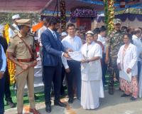 ఉత్తమ సేవలకు గుర్తింపు...   నర్సింగ్ ఆఫీసర్ శంకరమ్మకు కలెక్టర్ ప్రశంసా పత్రం