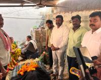 ఎల్లబోయిన సైదులు మృతి పార్టీకి తీరని లోటు 