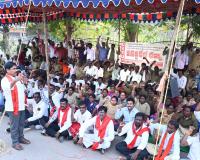 గ్రామపంచాయతీ కార్మికులపై సర్పంచుల వేధింపులు ఆపాలి......