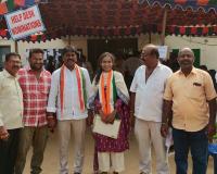 కొత్తగూడెం మున్సిపల్ ఎన్నికల బరిలో ఆకునూరి సుప్రియ