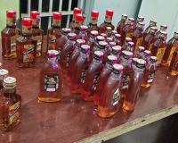 8లీటర్ల మద్యం సిజ్ చెసిన ఎస్ఐ రామకృష్ణ 