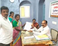 ఇల్లెందులో న్యూ డెమోక్రసీ అభ్యర్థుల నామినేషన్ దాఖలు..     