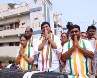 ప్రత్యర్థులవి ‘సొల్లు కబుర్లు’.. మావి చేతల పనులు!   మంత్రి పొంగులేటి శ్రీనివాస్ రెడ్డి 