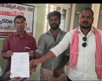 ఇల్లందు 22వ వార్డు ప్రజలు ఆశీర్వదించండి..  వేడుకుంటున్న అభ్యర్థి కూరపాటి కిరణ్..