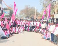 ఉద్యమ నేత కెసిఆర్ పై కక్ష సాధింపు చర్యలు తగవు