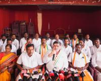 హుస్నాబాద్ పట్టణాన్ని అన్ని రంగాల్లో అభివృద్ధి చేస్తున్నాం