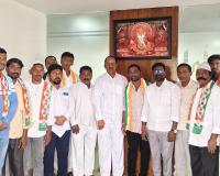 కాంగ్రెస్ పార్టీలో చేరిన బిఆర్ఎస్ మైనారిటీ నాయకులు 