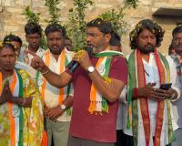 తుపత్రాలలో కాంగ్రెస్ పార్టీ ప్రచారంలో పాల్గొన్న....   ఏఐసీసీ  కార్యదర్శ డాక్టర్. ఎస్ ఏ సంపత్ కుమార్