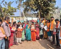 కమలం పువ్వు గుర్తుకు ఓటు వేసి ఆశీర్వదించండి