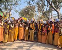  శ్రీశైల మల్లికార్జున బ్రమరాంబ లను దర్శించుకోవడానికి ఇరుముడితో స్వాములు 