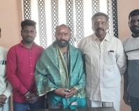 నాగంపేట సర్పంచ్ ను సన్మానించిన కొండూరు గాంధీరావు