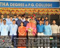 కవిత డిగ్రీ కాలేజి విద్యార్థికి ఘన సన్మానం