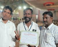 కరీంనగర్ కార్పొరేషన్ 8వ డివిజన్ కార్పొరేటర్ గా కాల్వ మల్లేశం... 