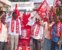 తాండ్ర కుమార్ 4వ వర్ధంతి నిర్వహించిన  ఎంసిపిఐ(యూ )  నేతలు.