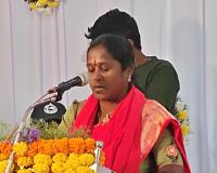 ప్రజా విశ్వాసానికి ముద్ర –   కొత్తగూడెం 16వ డివిజన్ కార్పొరేటర్‌గా మునిగడప పద్మ ప్రమాణ స్వీకారం