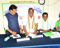 పెబ్బేరు మున్సిపాలిటీ  చైర్మన్ కాంగ్రెస్ కైవసం