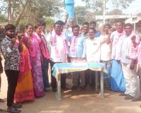 ఘనంగా మాజీ ముఖ్యమంత్రి జన్మదిన వేడుకలు....   గ్రామ శాఖ అధ్యక్షులు మీసాల లింగయ్య ఆధ్వర్యంలో 