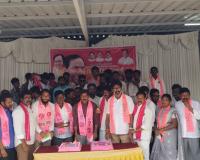 ఘనంగా కెసిఆర్ పుట్టినరోజు వేడుకలు నిర్వహించిన  అయిజ బిఆర్ఎస్ శ్రేణులు