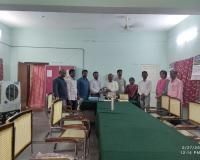 బ్యాంకింగ్ సంబంధించిన కాంపిటీషన్స్ పుస్తకాలను అందించిన..!  మహాదేవపూర్ తెలంగాణ గ్రామీణ బ్యాంక్ మేనేజర్..!