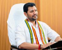 విద్య ద్వారానే బీసీలను శక్తివంతులను చేయవచ్చు అని భావించింది కాంగ్రెస్ ప్రభుత్వం. తెలంగాణ బీసీ స్టేట్ ఫైనాన్స్ కార్పోరేషన్ చైర్మన్ నూతి శ్రీకాంత్ గౌడ్