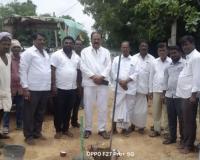 ఎన్‌ఆర్‌ఈజీఎస్ నిధులతో సీసీ రోడ్డు ప్రారంభం