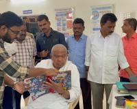  రోగులకు అందుతున్న వైద్య సేవలను పోచారం ప్రత్యక్షంగా పరిశీలించారు..