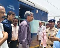 రైళ్ల పునరుద్ధరణకు కృషి చేస్తాం : డిఆర్ఎం గోపాలకృష్ణ