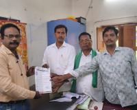అదనపు బస్సుకై ఆర్టీసీ సూపరిండెంట్ కు వినతి