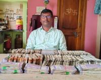 ఏసీబీ వలలో అవినీతి తిమింగలం..!!
