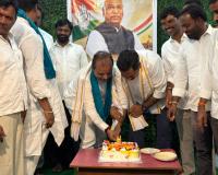 ఘనంగా ఏఐసీసీ అధ్యక్షుడు మల్లికార్జున ఖర్గే జన్మదిన వేడుకలు