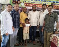 ఉపాధ్యాయుని దాతృత్వం