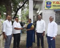 ఆర్టీసీ బస్సు కండక్టర్ నిజాయితీ..!