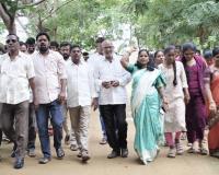 ఫీజు రీయింబర్స్మెంట్ అబ్బ కాయలను వెంటనే విడుదల చేయాలి.