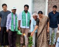 జిల్లా కేంద్ర గ్రంథాలయంలో వన మహోత్సవం, శ్రమదానం కార్యక్రమం